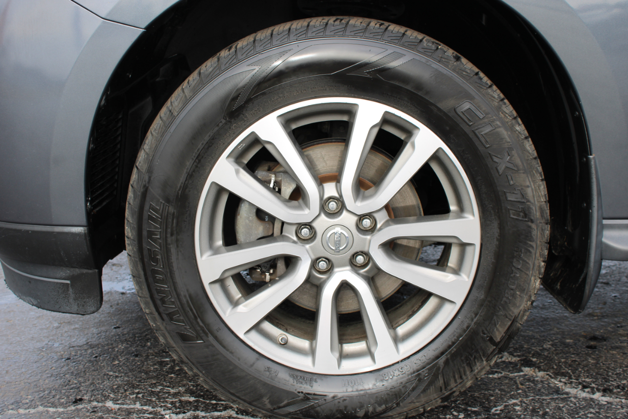 Nissan Pathfinder  2013