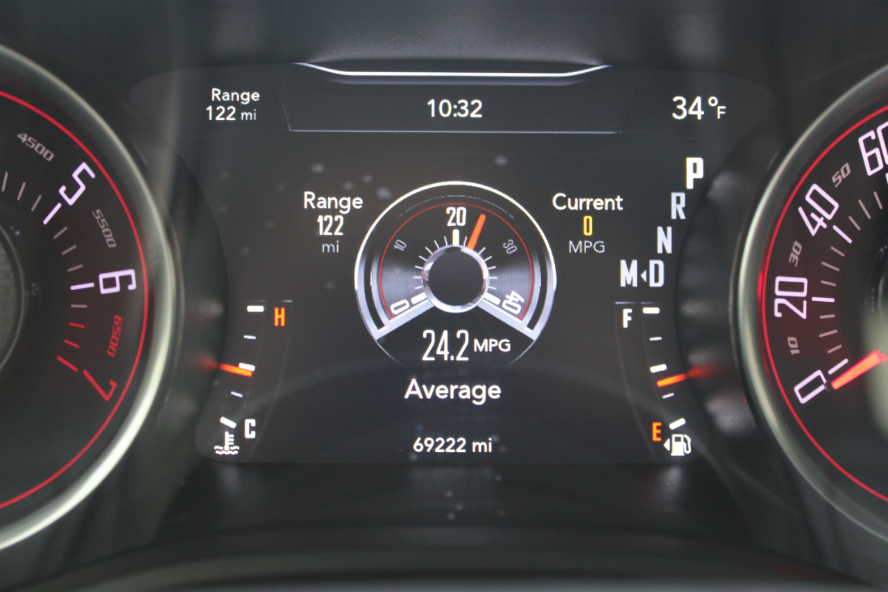 Dodge Challenger SXT 2019