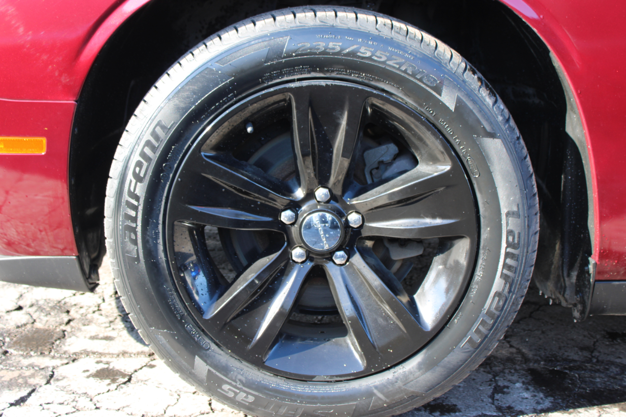 Dodge Challenger SXT 2019