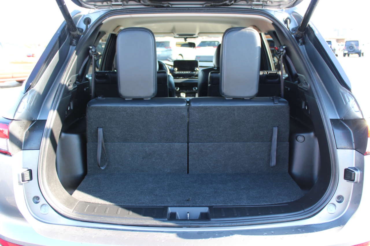 Mitsubishi Outlander  2024