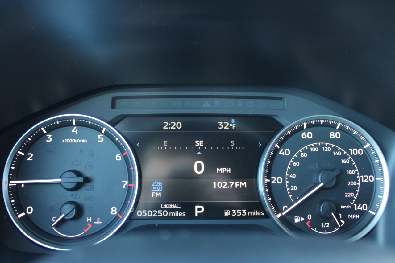 Mitsubishi Outlander  2024