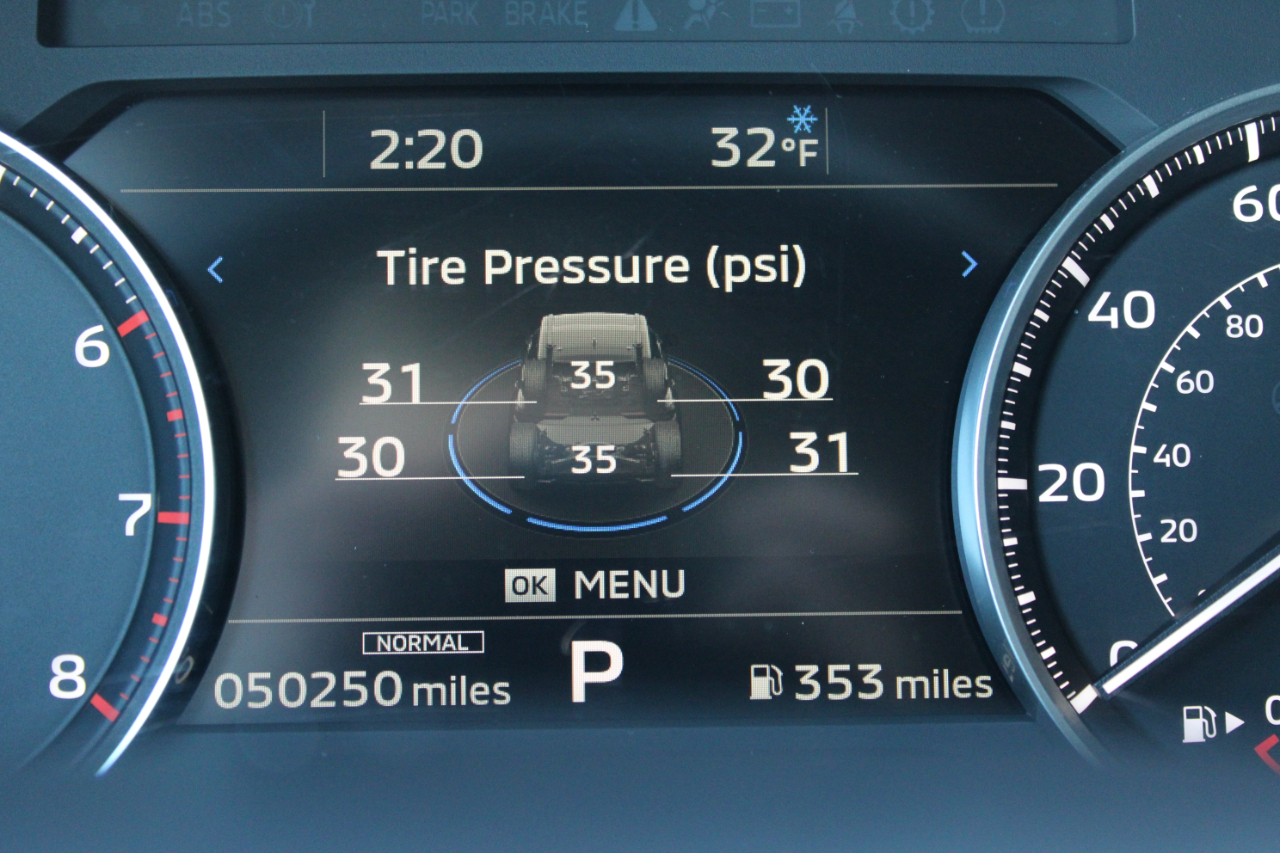 Mitsubishi Outlander  2024