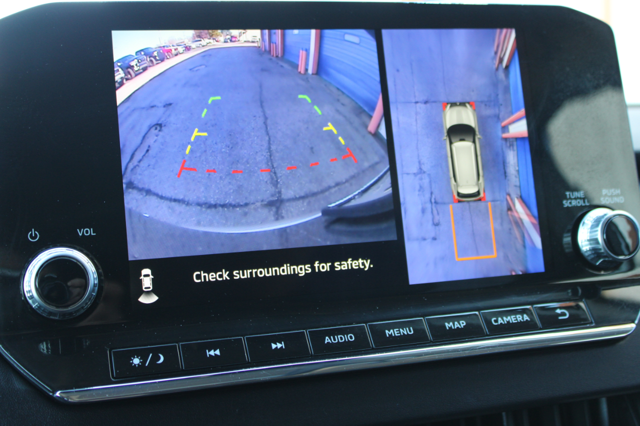 Mitsubishi Outlander  2024