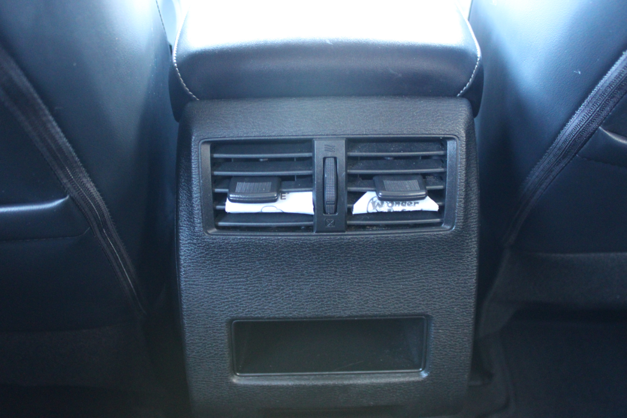 Mitsubishi Outlander  2024