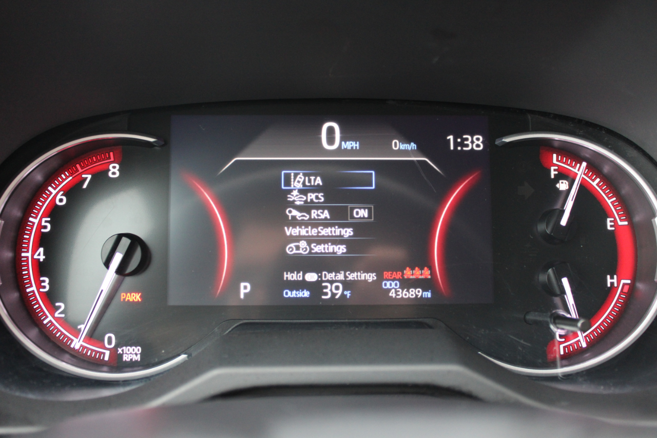 Toyota RAV4 LE AWD 2024