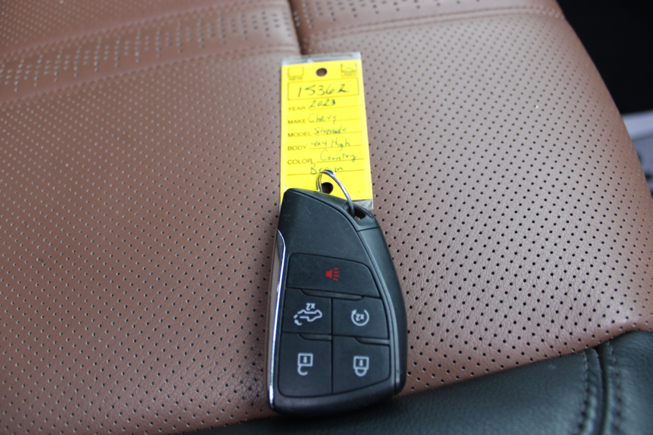 Chevrolet Silverado 1500 High Country Crew Cab 2023