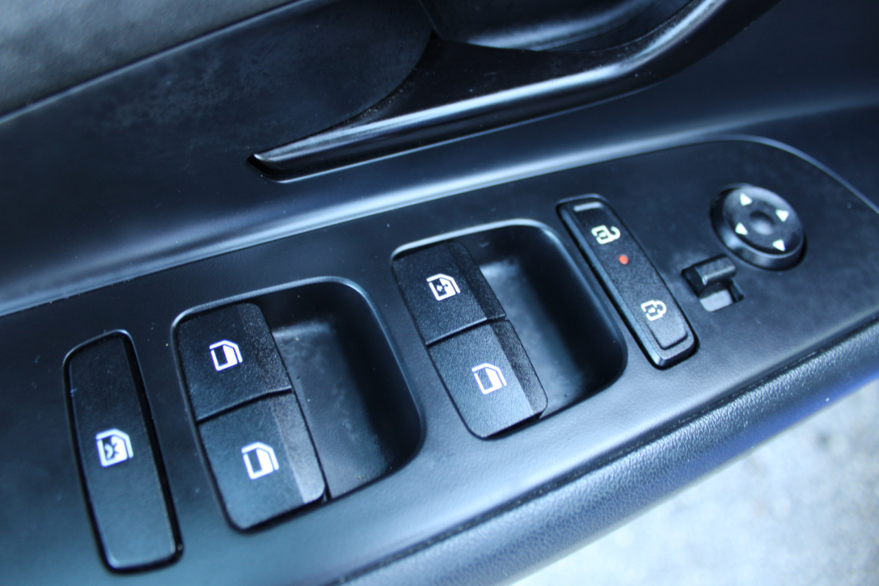 Hyundai Elantra SEL Sport 2025