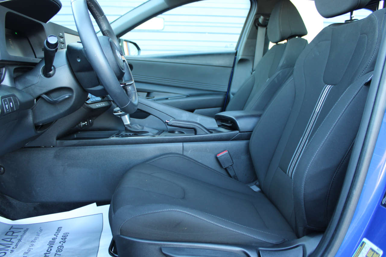 Hyundai Elantra SEL Sport 2025