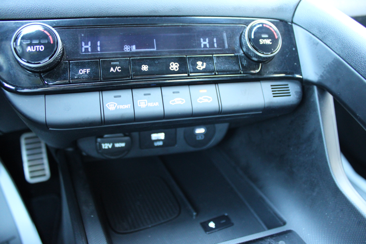 Hyundai Elantra SEL Sport 2025