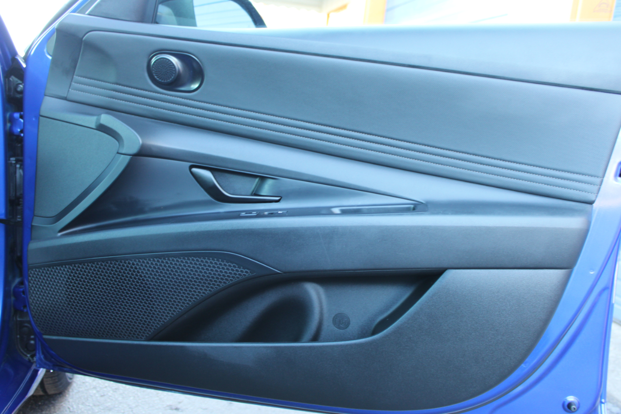 Hyundai Elantra SEL Sport 2025