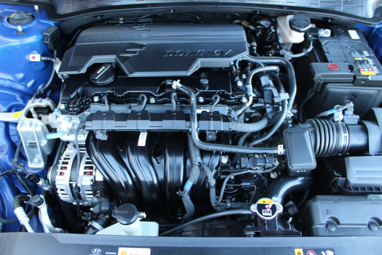 Hyundai Elantra SEL Sport 2025