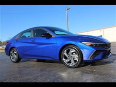 2025 Hyundai Elantra 