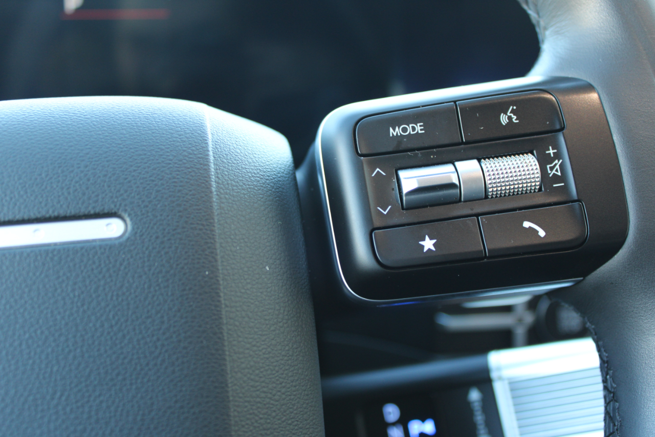 Hyundai Santa Fe SEL 2025