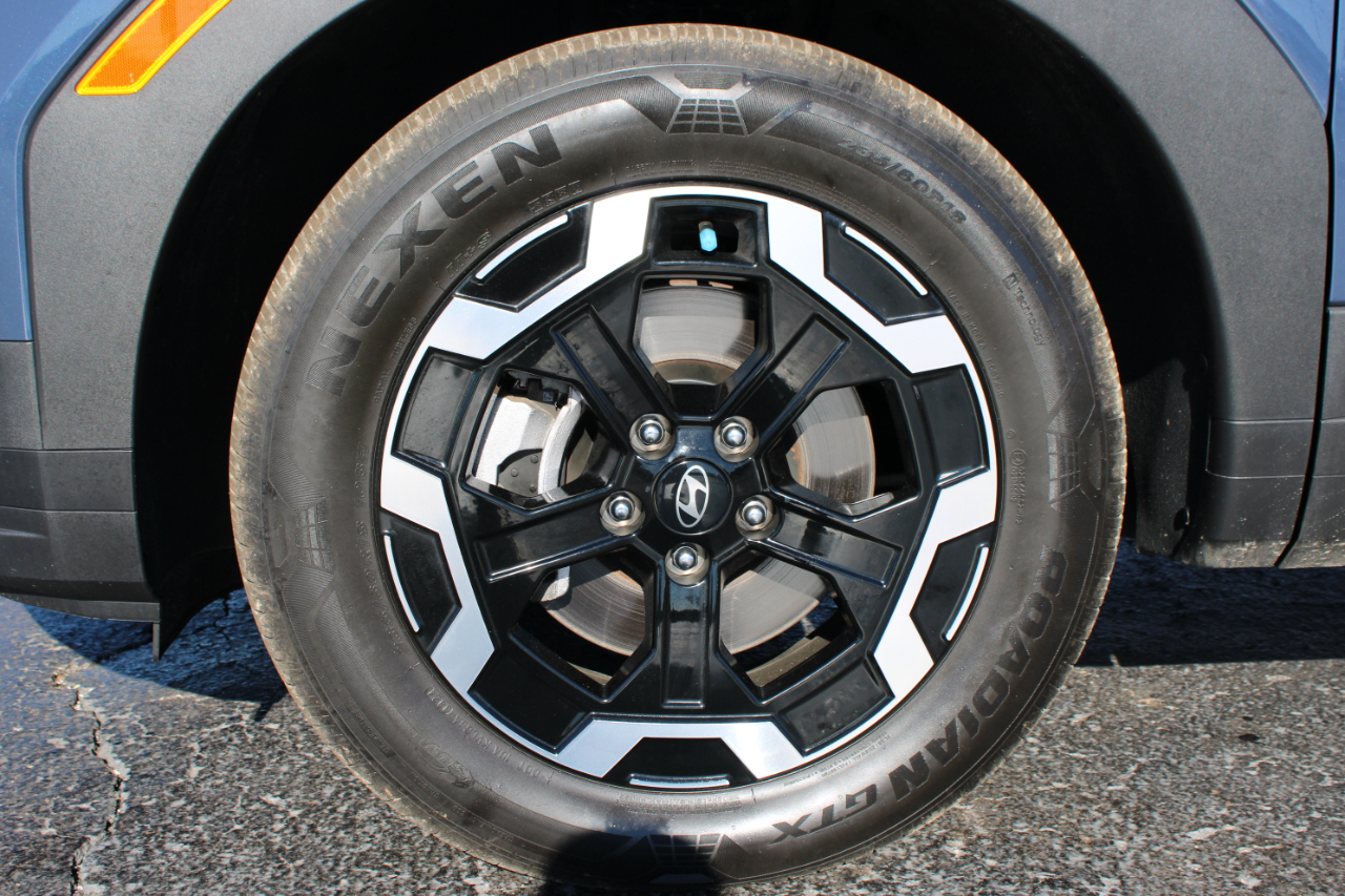 Hyundai Santa Fe SEL 2025