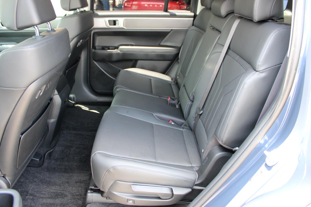 Hyundai Santa Fe SEL 2025