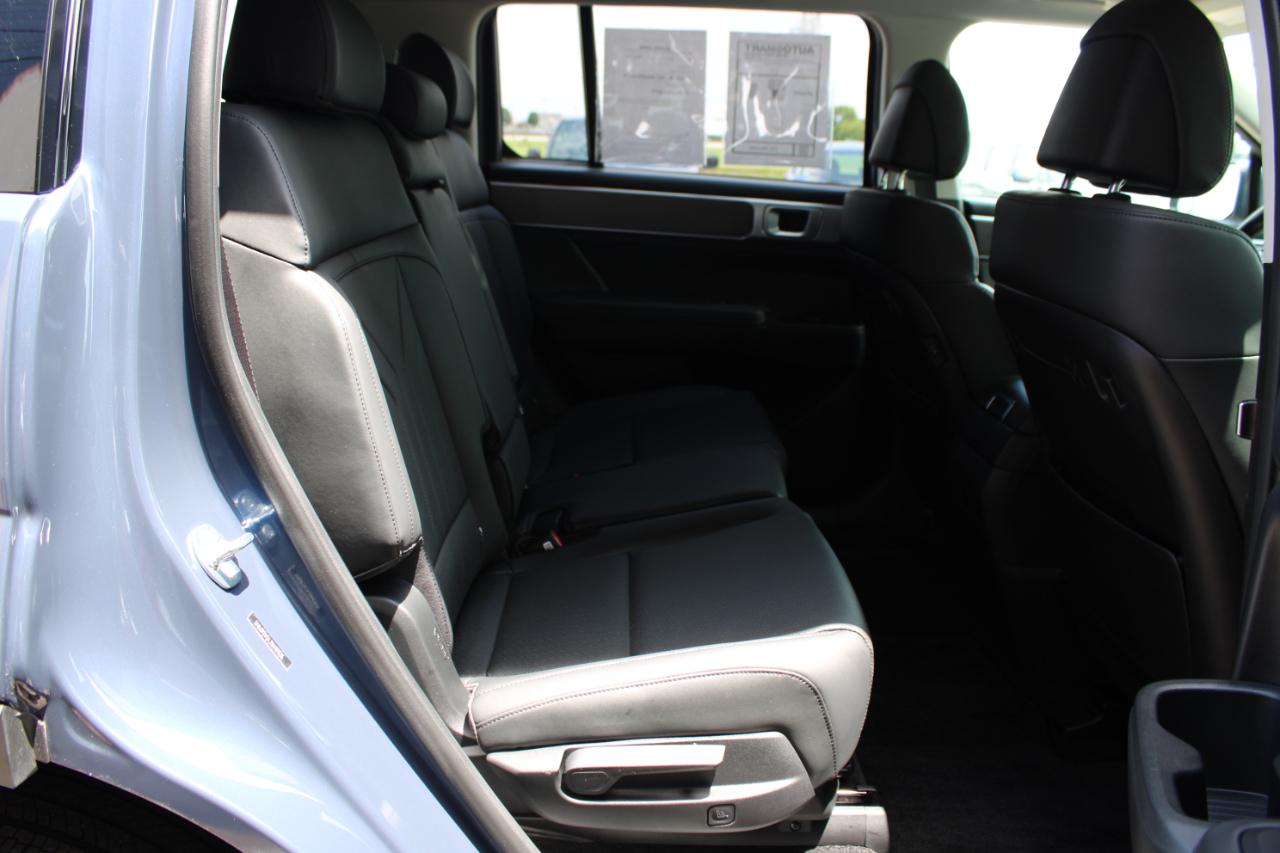 Hyundai Santa Fe SEL 2025