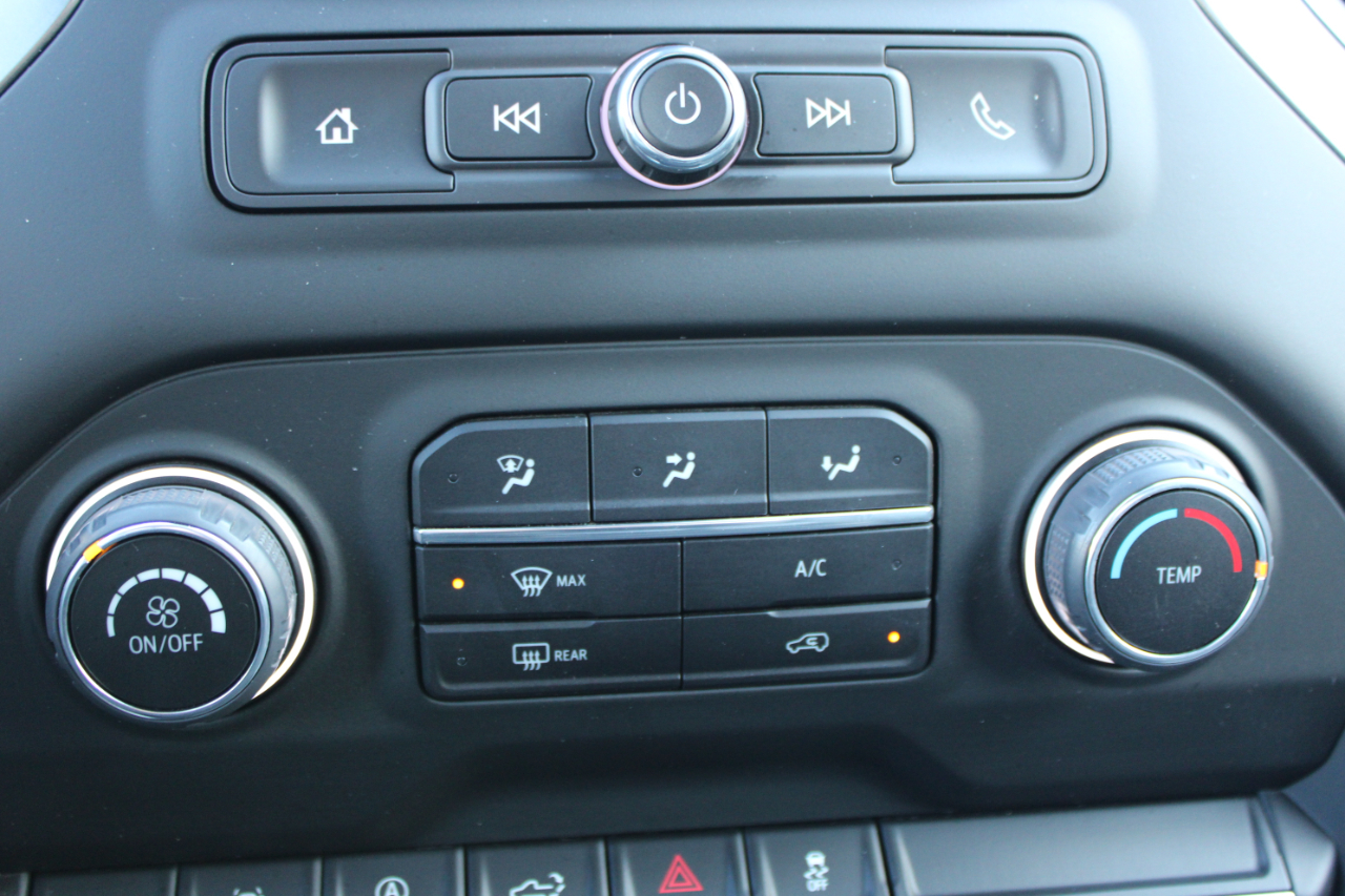 Chevrolet Silverado 1500  2024