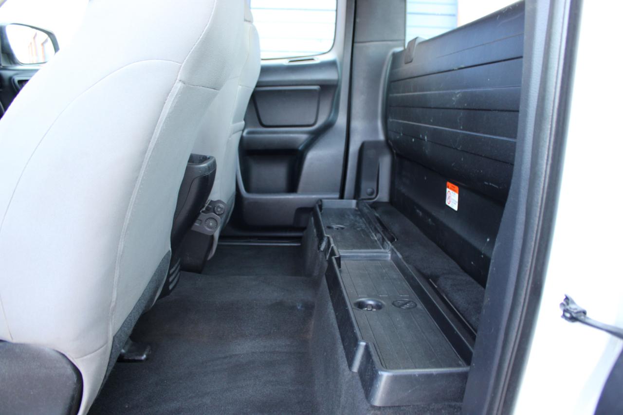 Toyota Tacoma SR5 Access Cab I4 6AT 4WD 2016