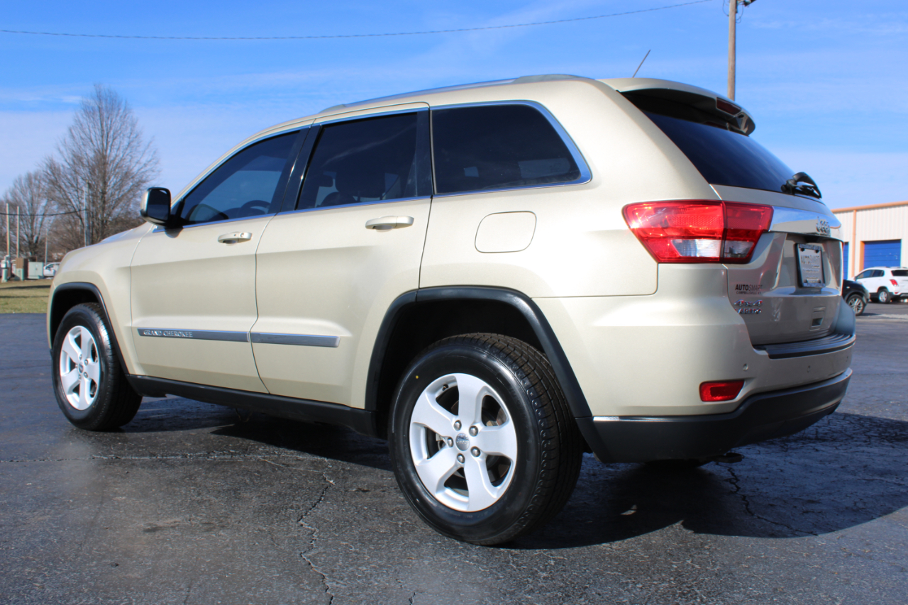 Jeep Grand Cherokee Laredo 2011