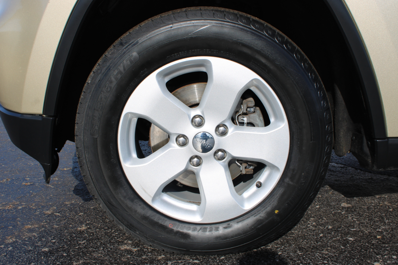 Jeep Grand Cherokee Laredo 2011