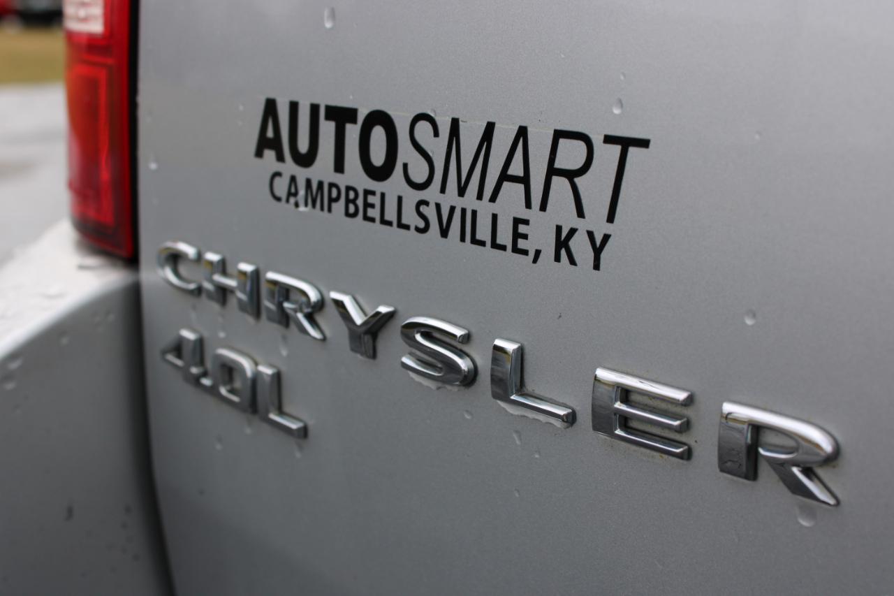 Chrysler Town & Country Touring 2010