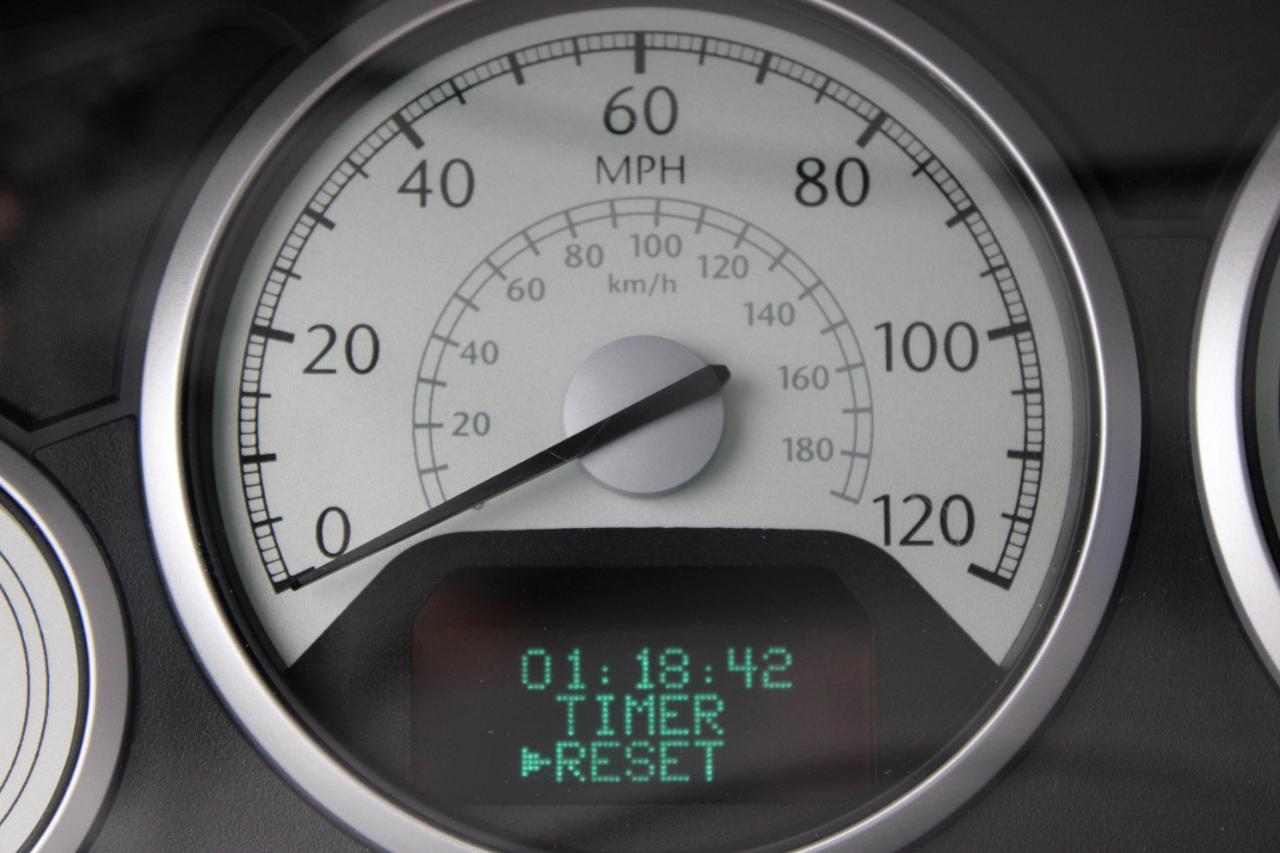 Chrysler Town & Country Touring 2010