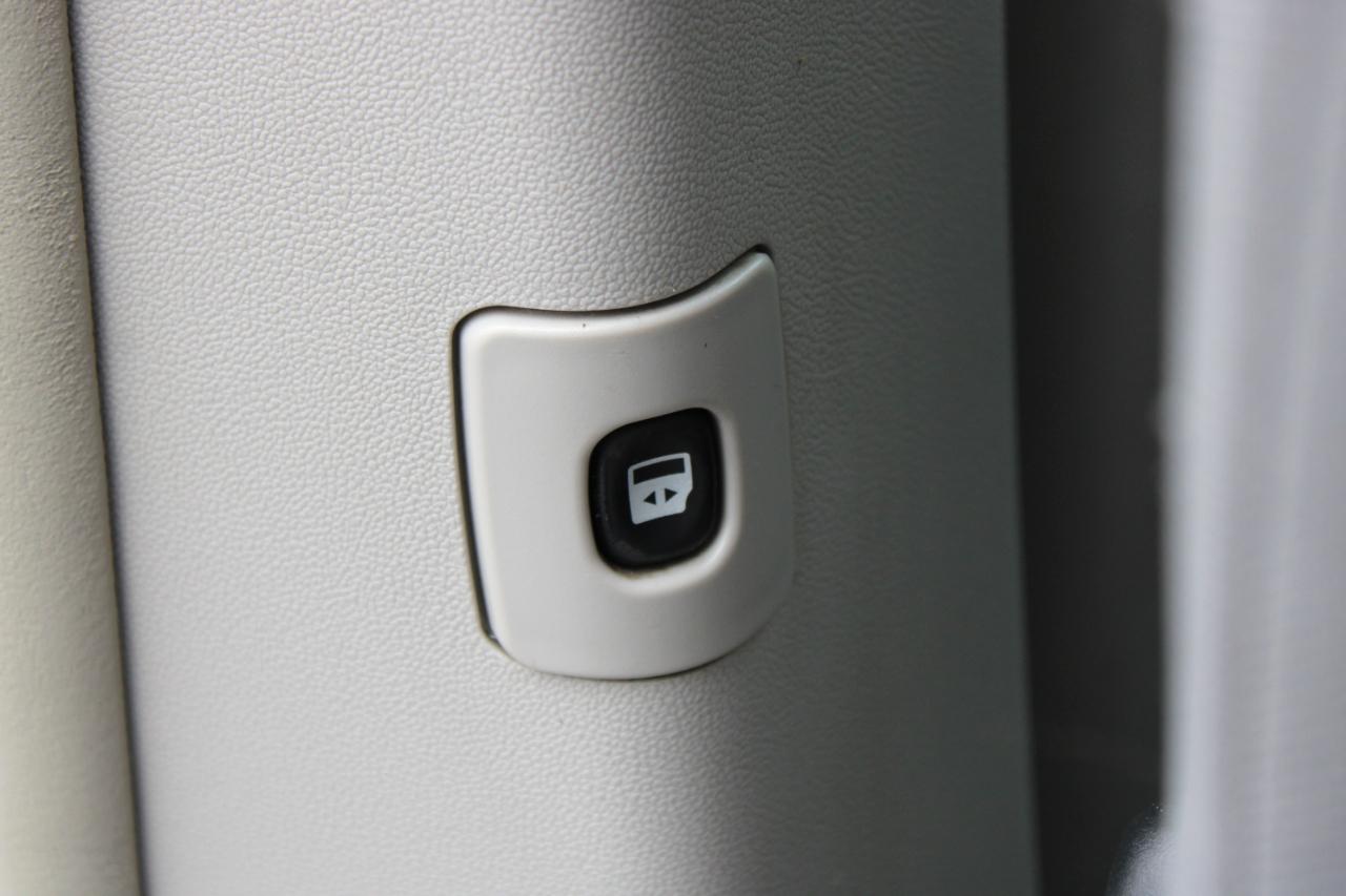 Chrysler Town & Country Touring 2010