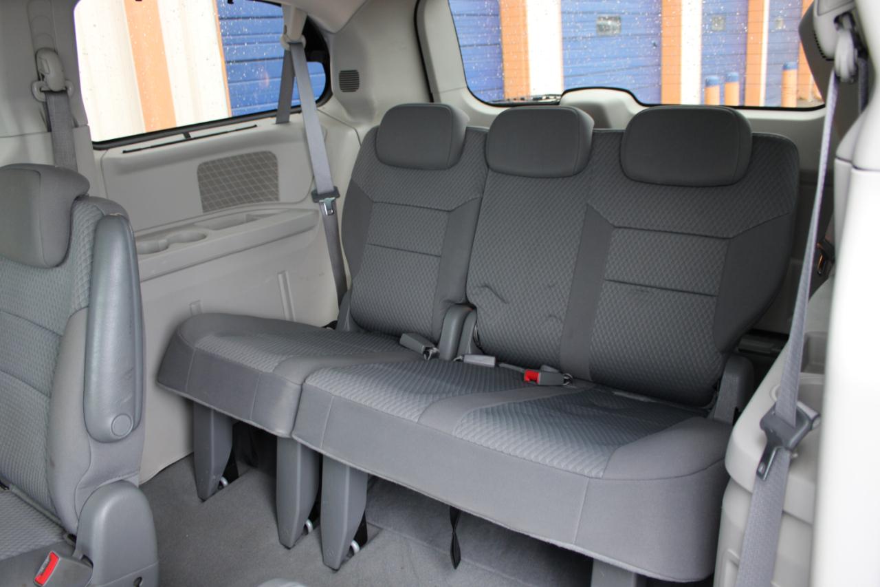 Chrysler Town & Country Touring 2010