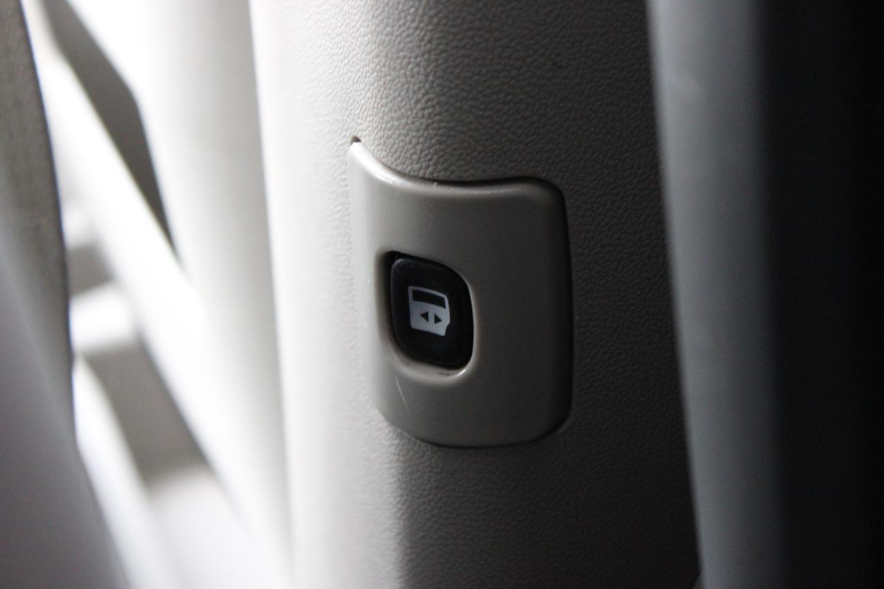 Chrysler Town & Country Touring 2010