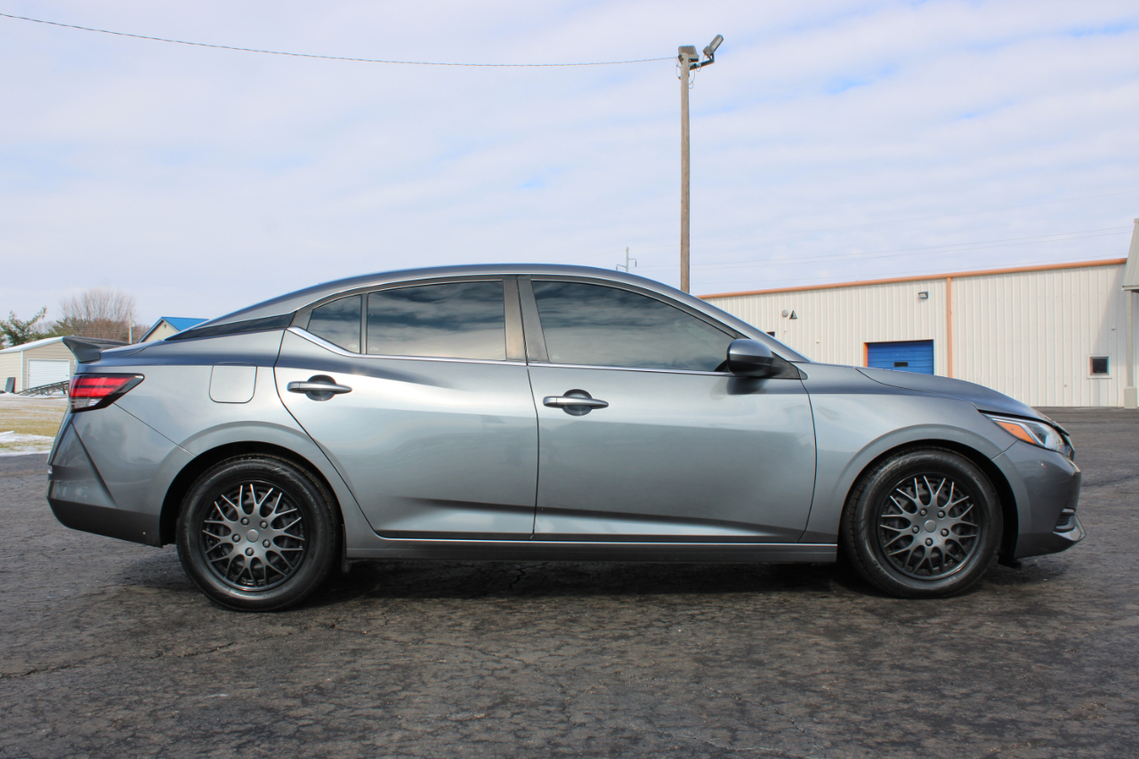 Nissan Sentra S 2020