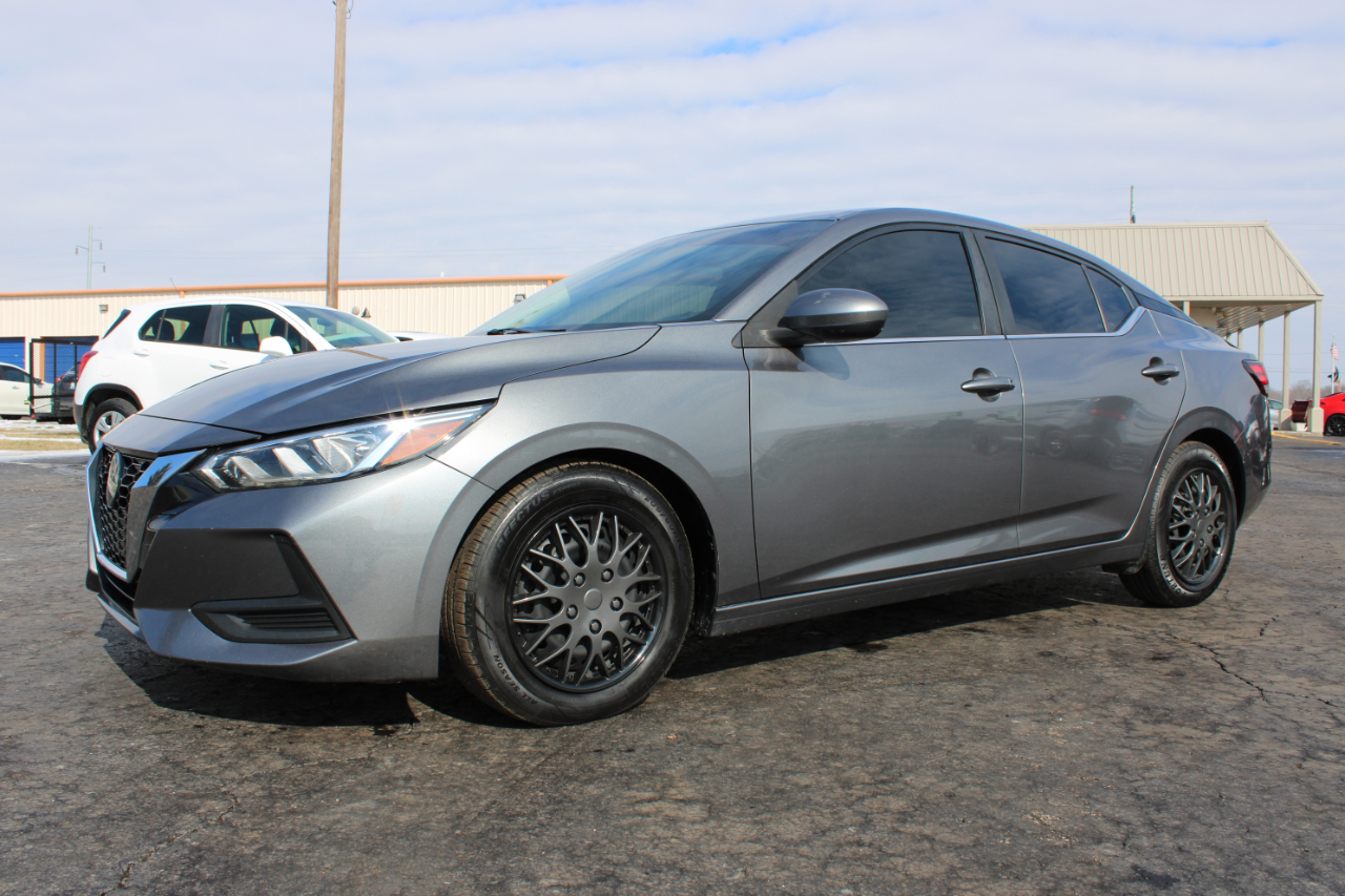 Nissan Sentra S 2020