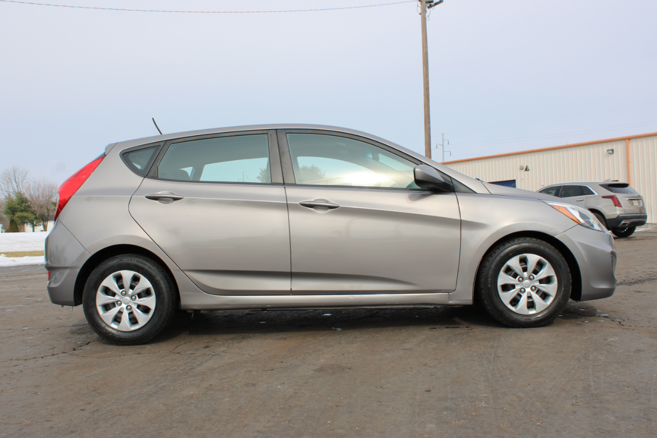 Hyundai Accent SE 2017