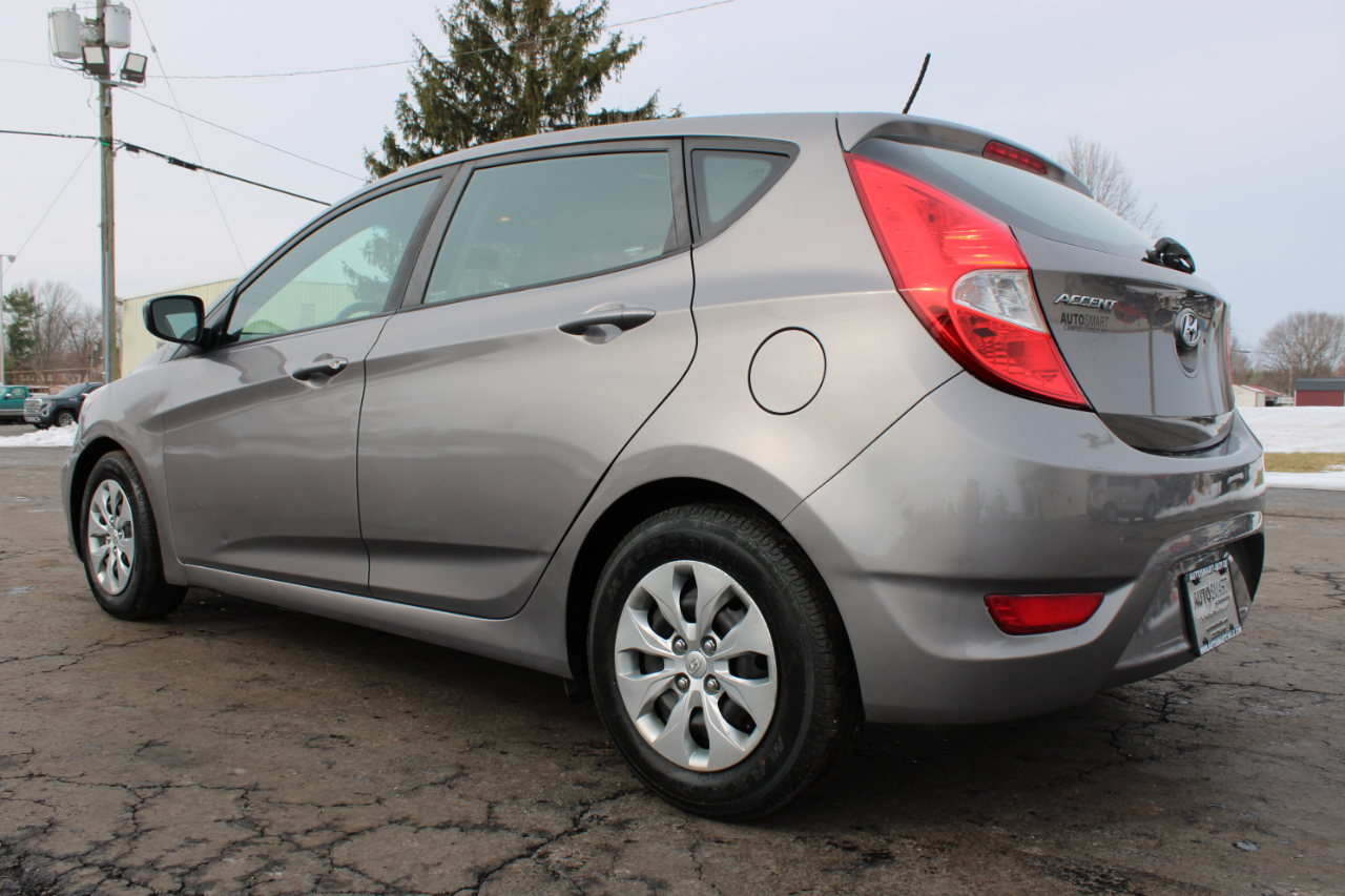 Hyundai Accent SE 2017