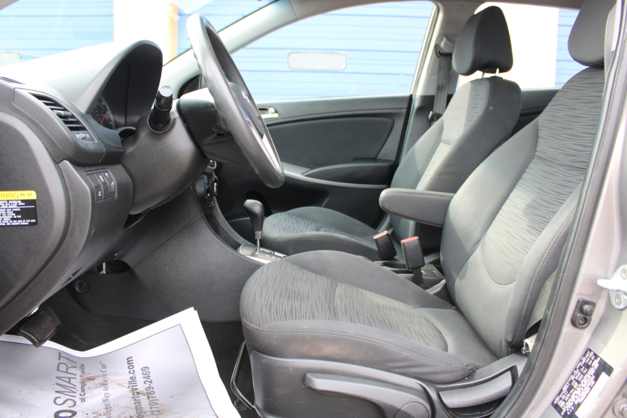 Hyundai Accent SE 2017