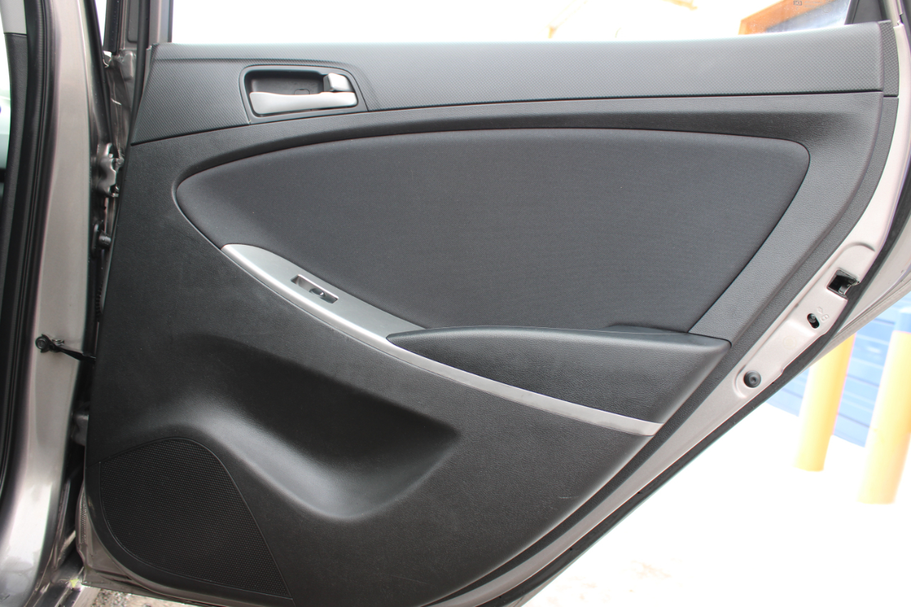 Hyundai Accent SE 2017