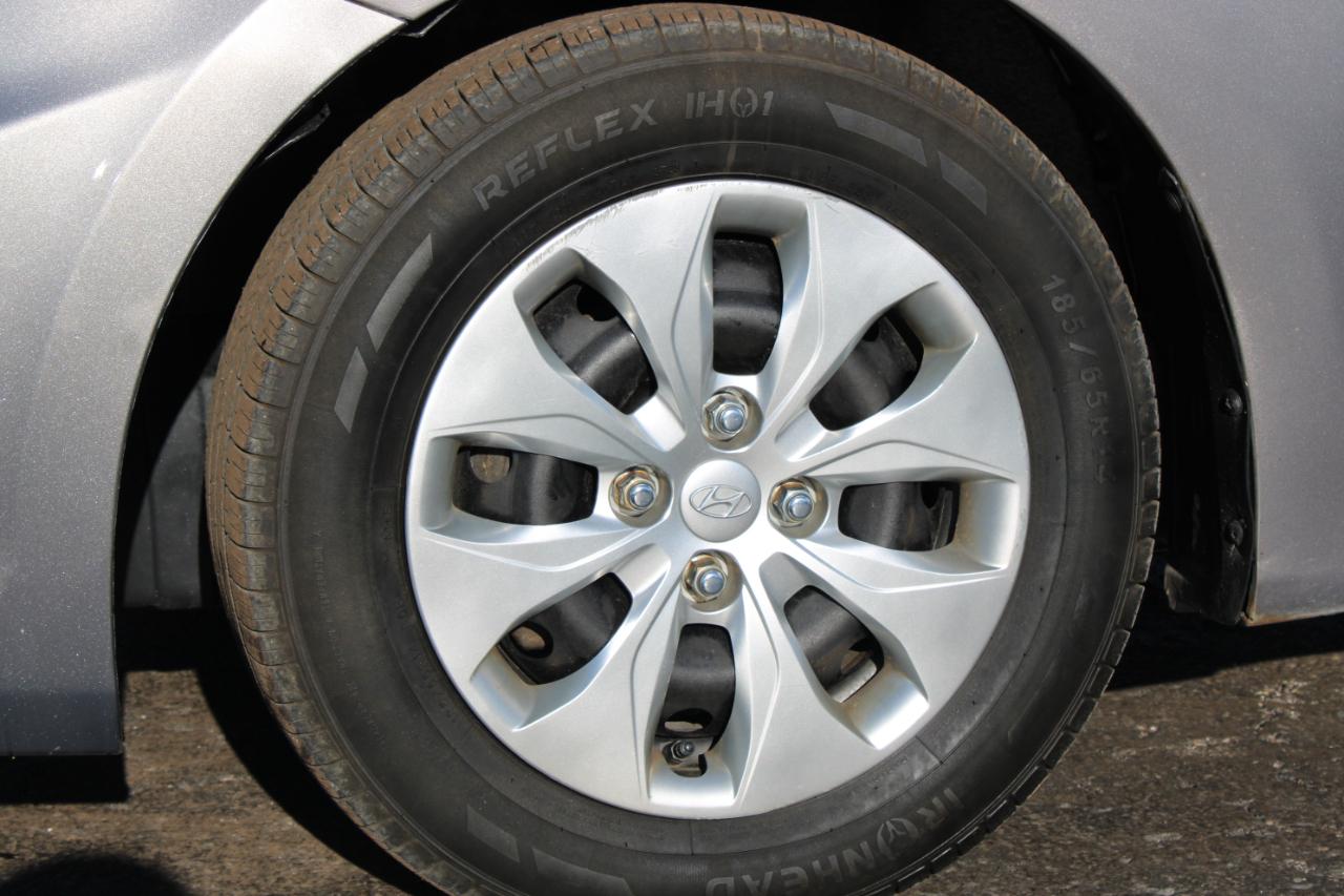 Hyundai Accent SE 2017