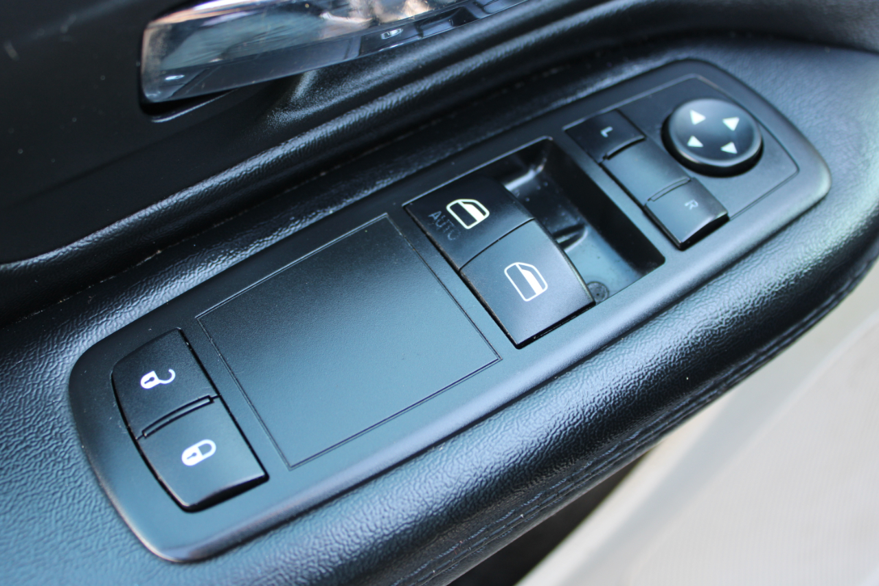 Dodge Grand Caravan SE 2015