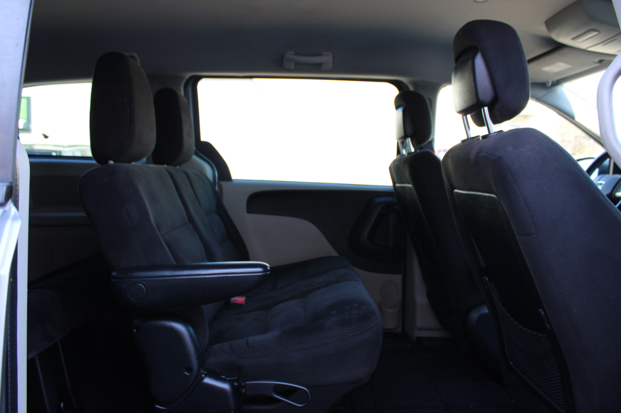 Dodge Grand Caravan SE 2015