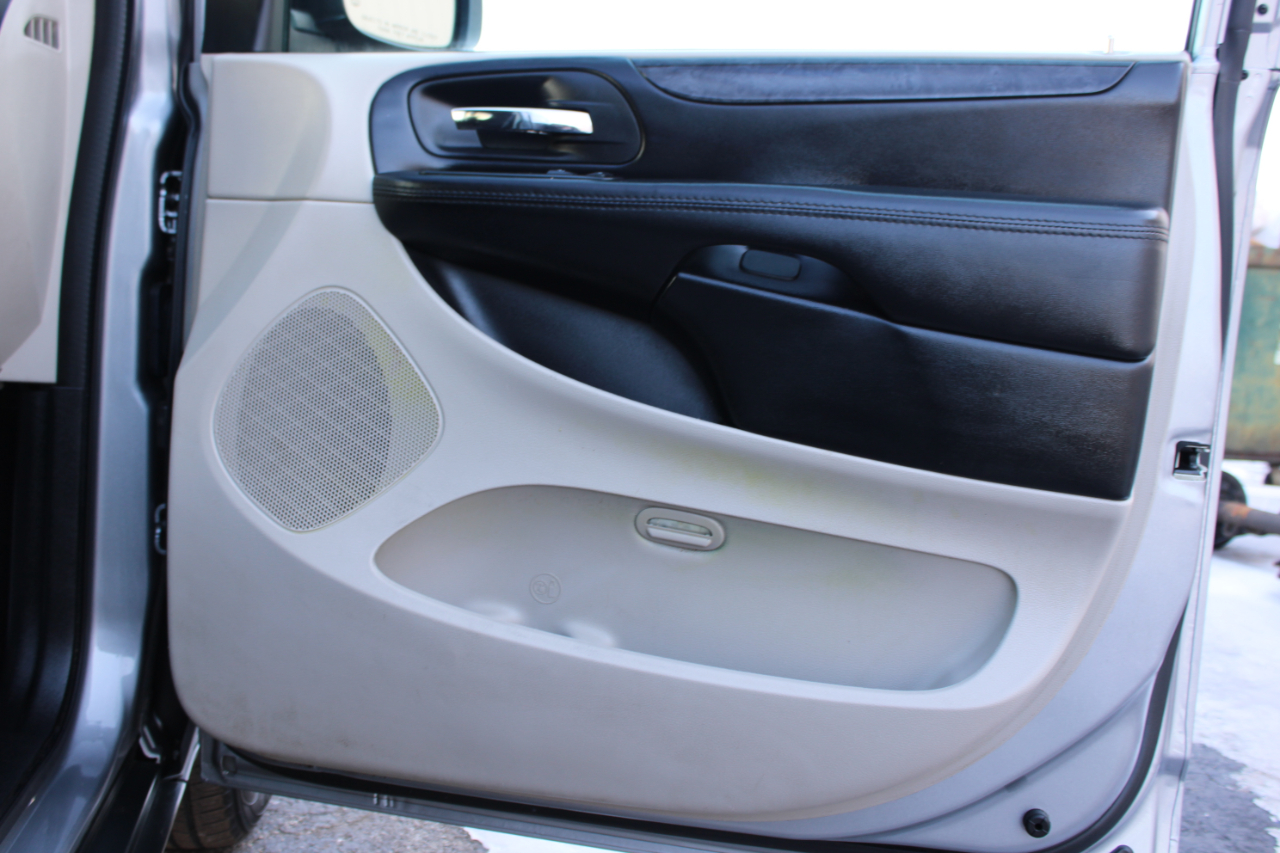 Dodge Grand Caravan SE 2015