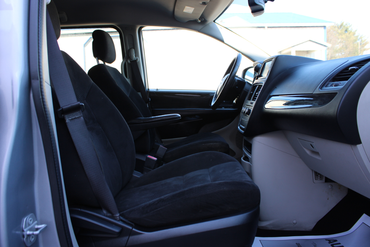 Dodge Grand Caravan SE 2015