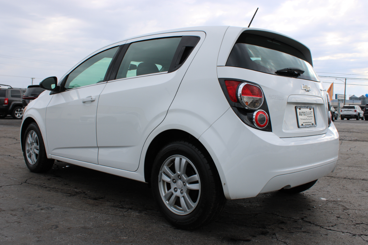 Chevrolet Sonic LT 2015