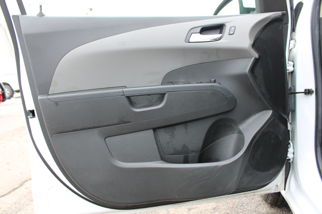 Chevrolet Sonic LT 2015