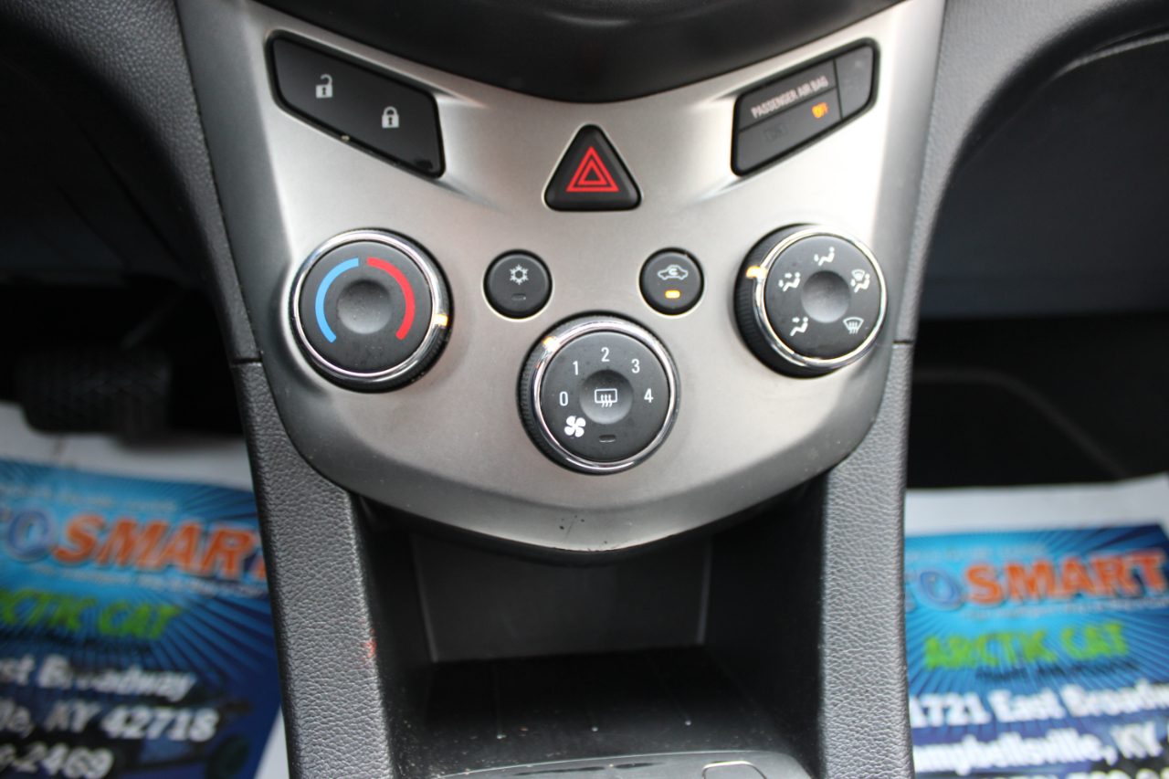 Chevrolet Sonic LT 2015