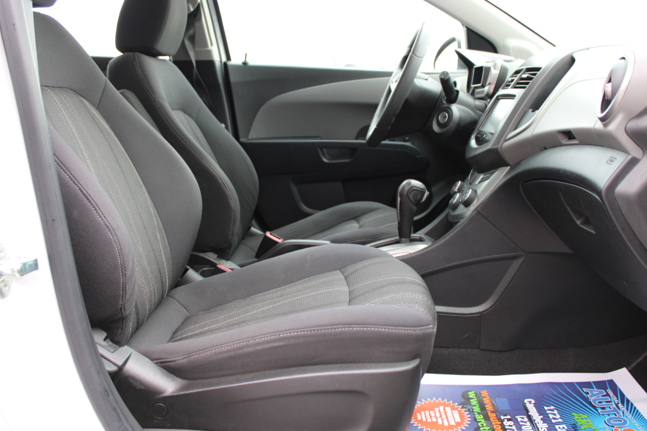 Chevrolet Sonic LT 2015