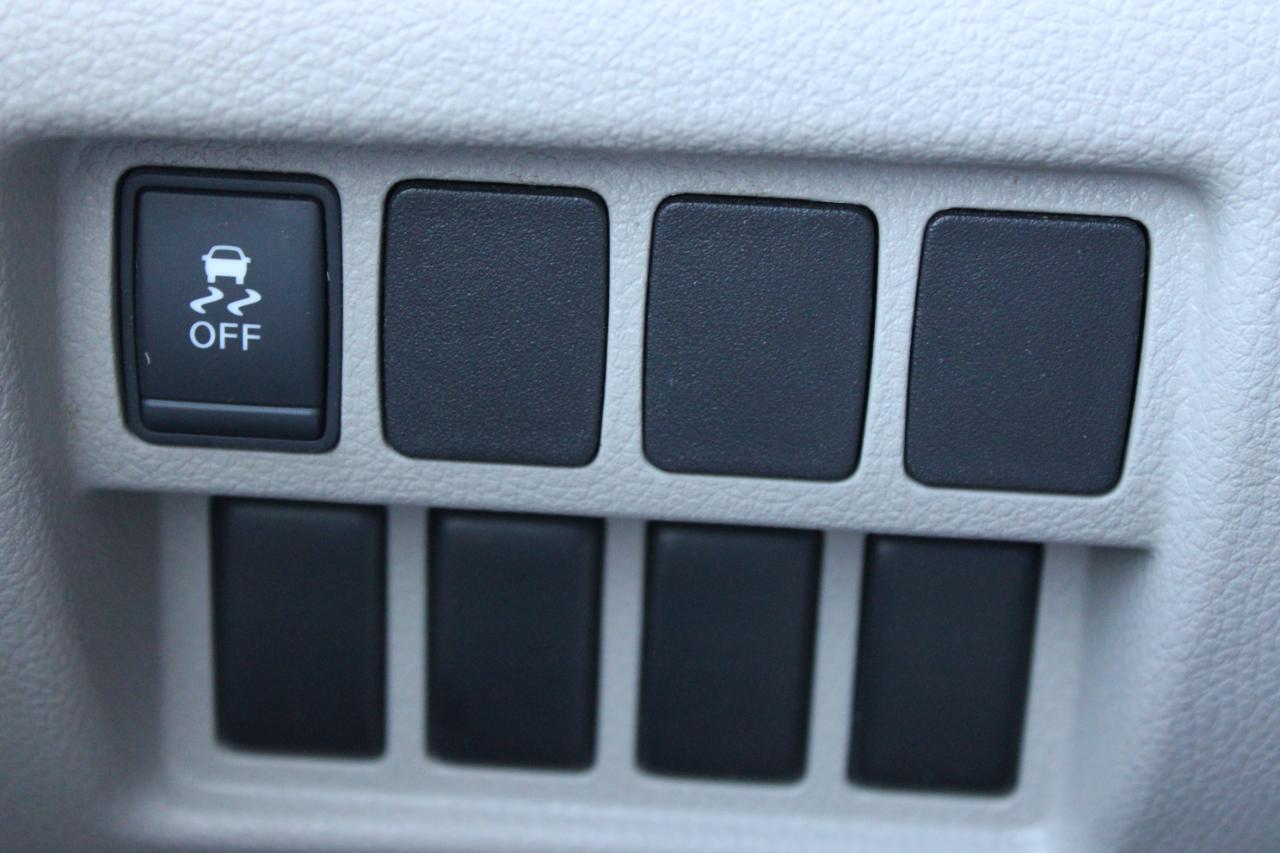 Nissan Quest 3.5 S 2014