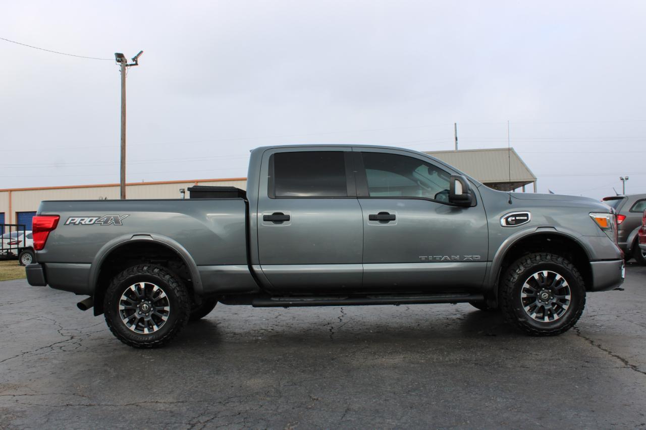 Nissan Titan XD PRO-4X 4WD Diesel 2017