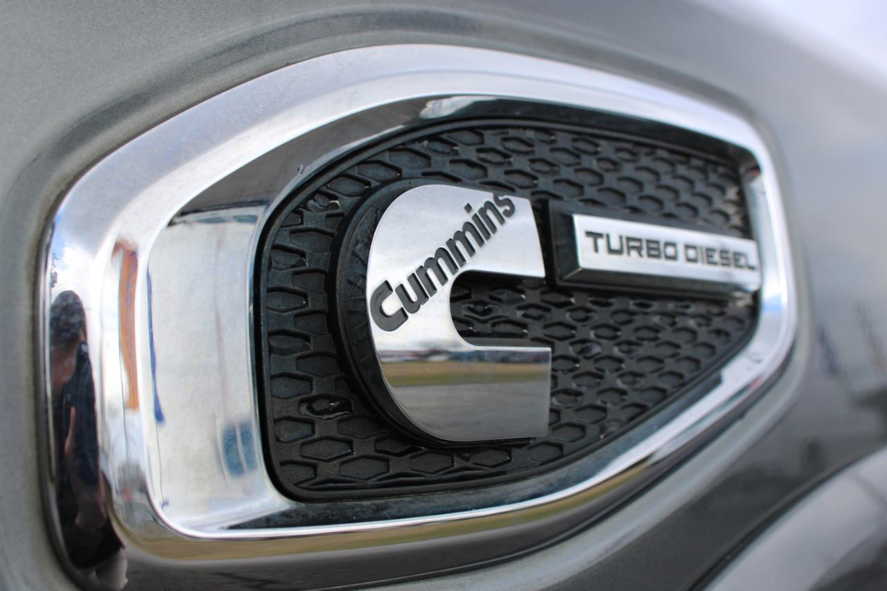 Nissan Titan XD PRO-4X 4WD Diesel 2017