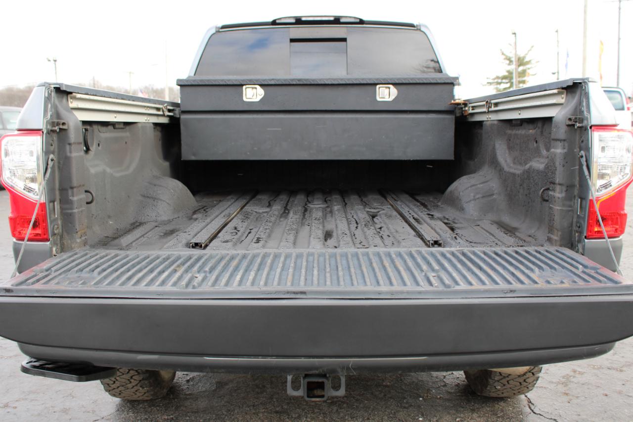 Nissan Titan XD PRO-4X 4WD Diesel 2017