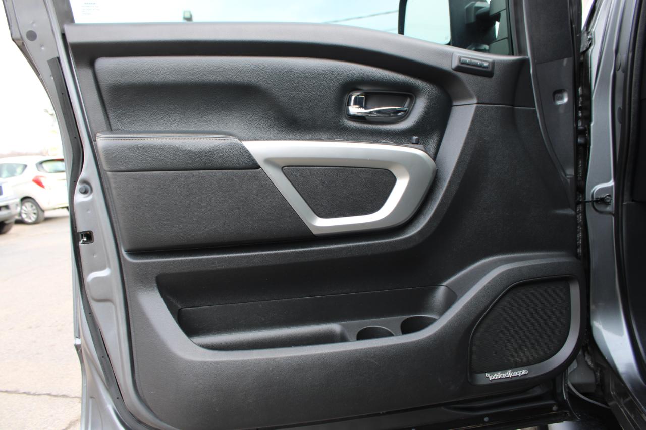 Nissan Titan XD PRO-4X 4WD Diesel 2017