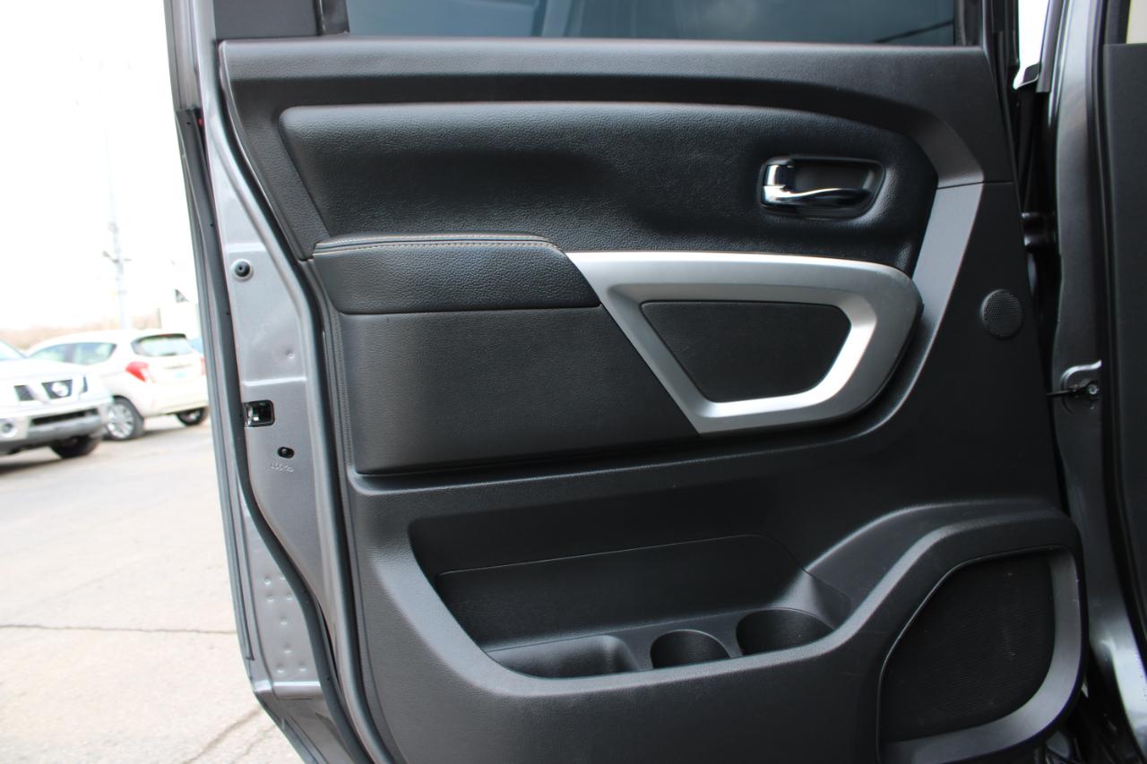 Nissan Titan XD PRO-4X 4WD Diesel 2017